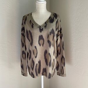Belinda Long Sleeve Novelty‎ Print V-Neck Top Size: XL